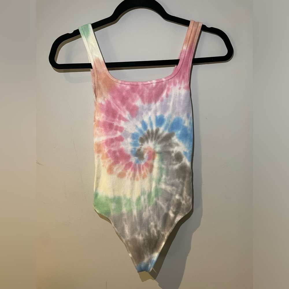 Abercrombie rainbow tie dye bodysuit